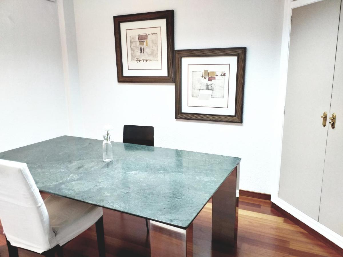Large Apartment With Large And Sunny Terrace - Garden & Outdoor Gym , Alicante Center מראה חיצוני תמונה