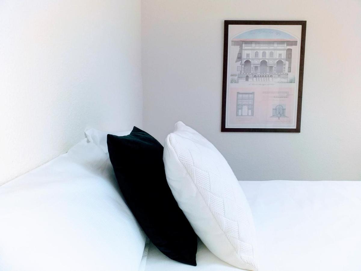 Large Apartment With Large And Sunny Terrace - Garden & Outdoor Gym , Alicante Center מראה חיצוני תמונה